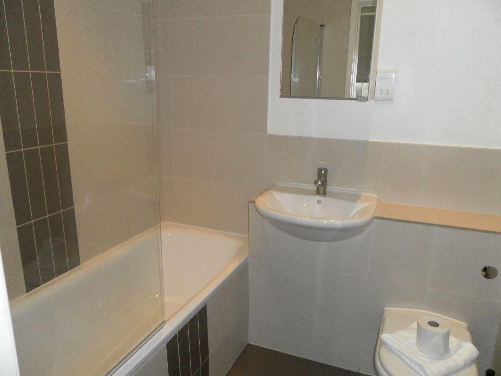 Access Euston Appartement Londen Buitenkant foto