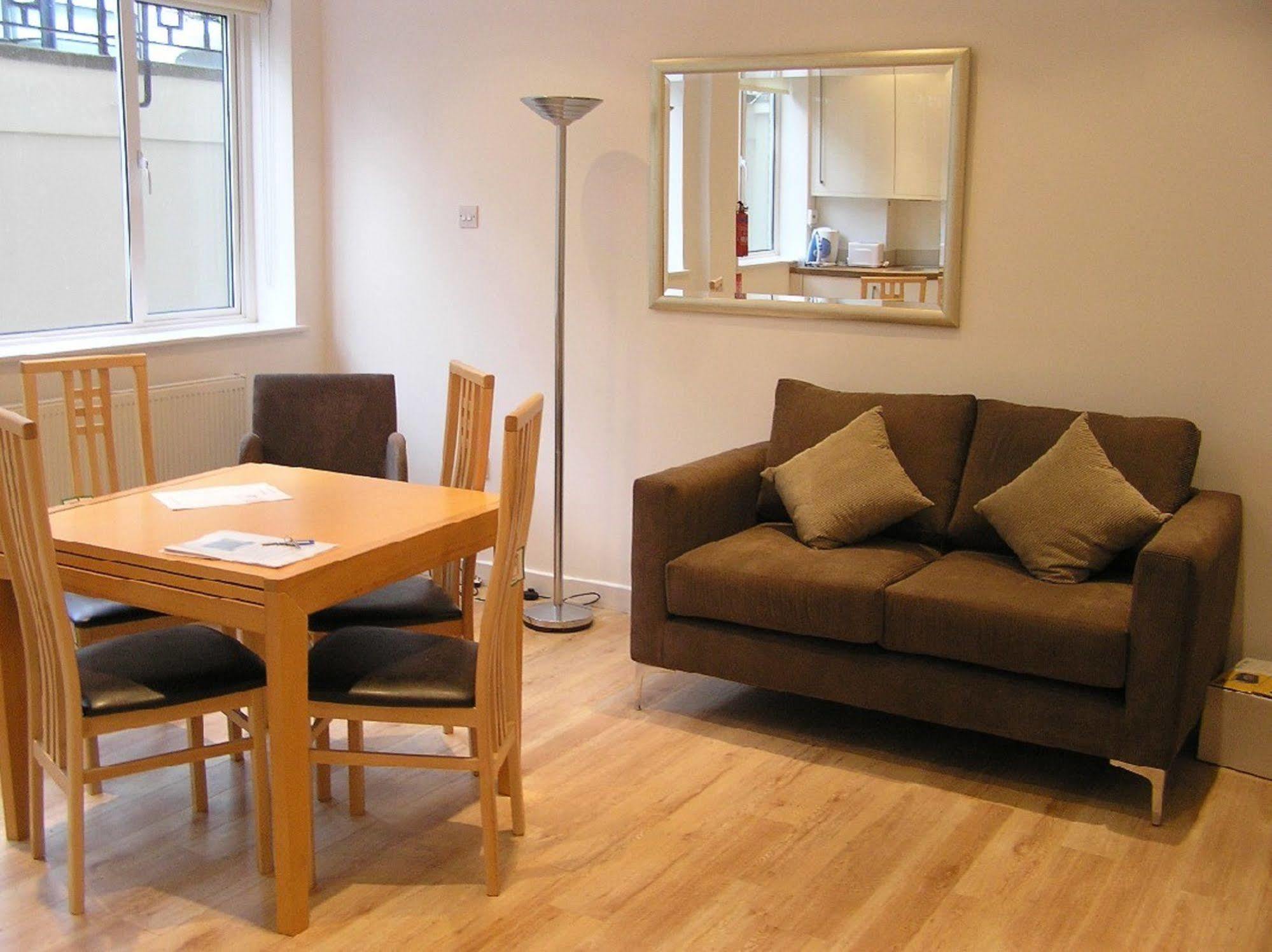 Access Euston Appartement Londen Buitenkant foto